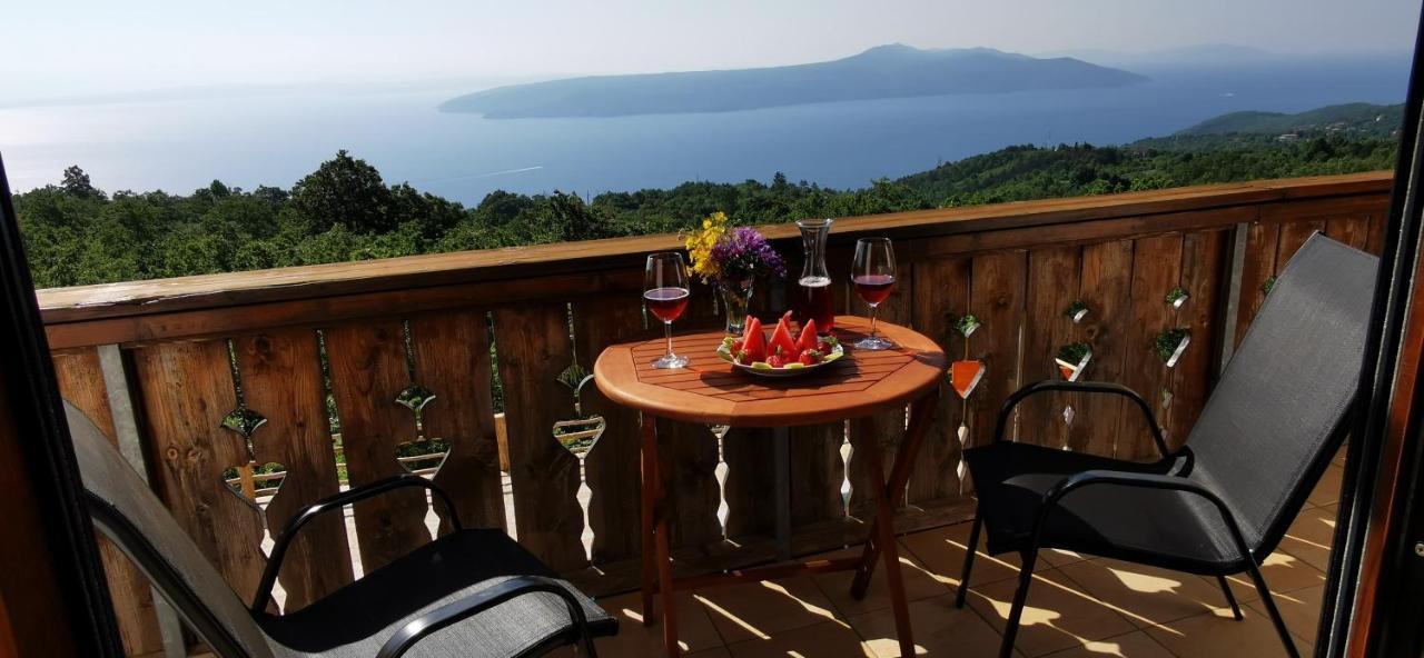Villa Bora Moscenicka Draga Bed&Breakfast Moscenice Exterior photo